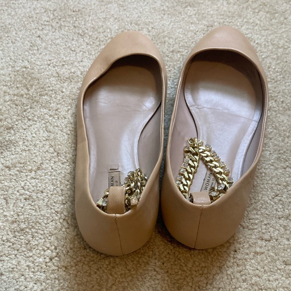 Zara Tan Flats with Gold Chain Detail - Picture 3 of 5